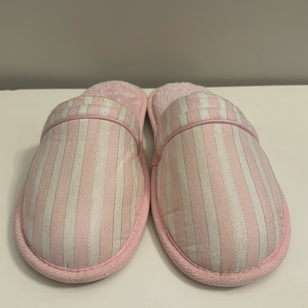 Victorias Secret Pink White Striped Slippers Size Small 5-6